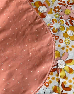 Retro Japanese Crossback Style Apron - Bold Border Quilts and More