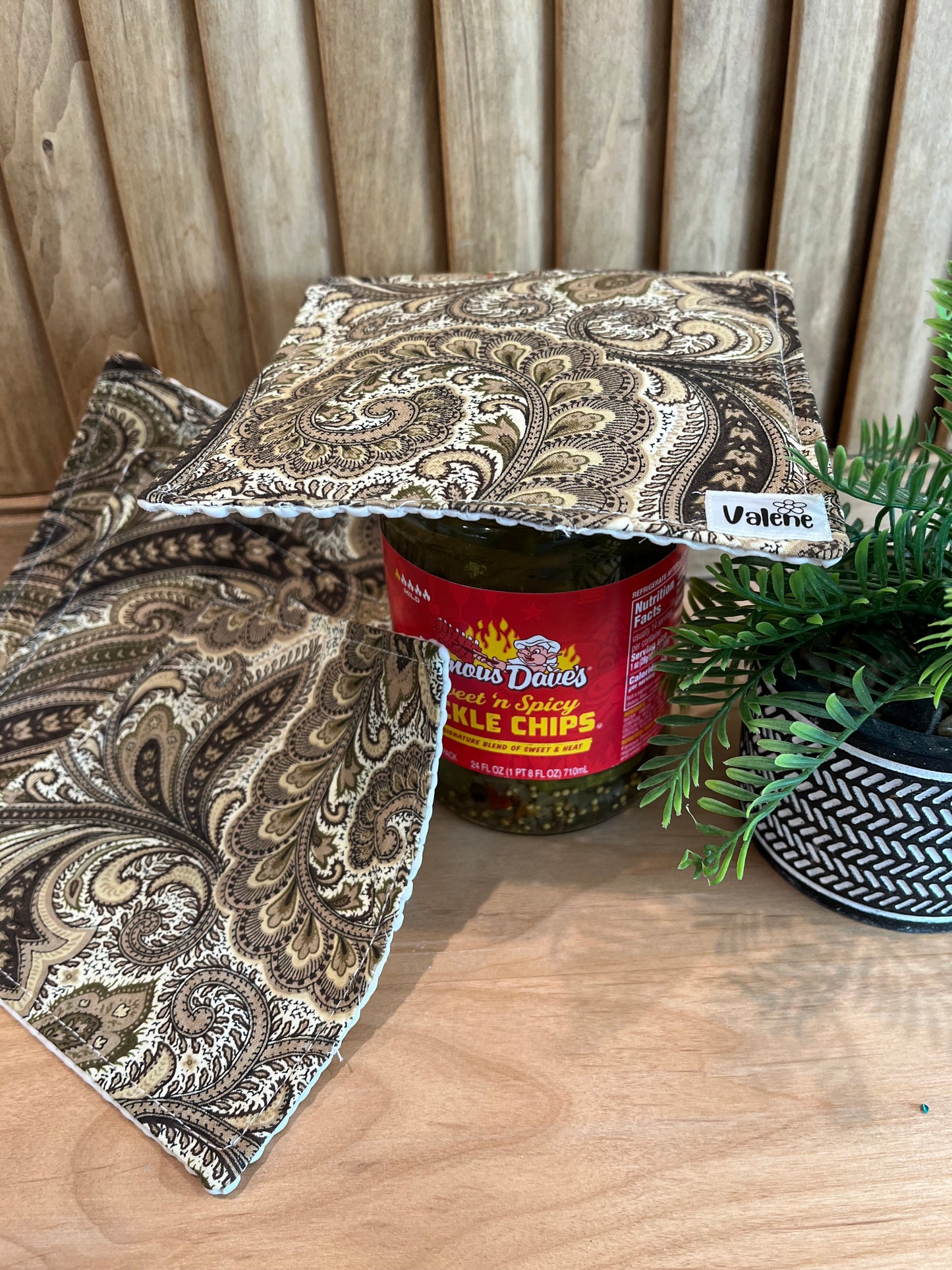 Brown Paisley Jar Opener - Bold Border Quilts and More