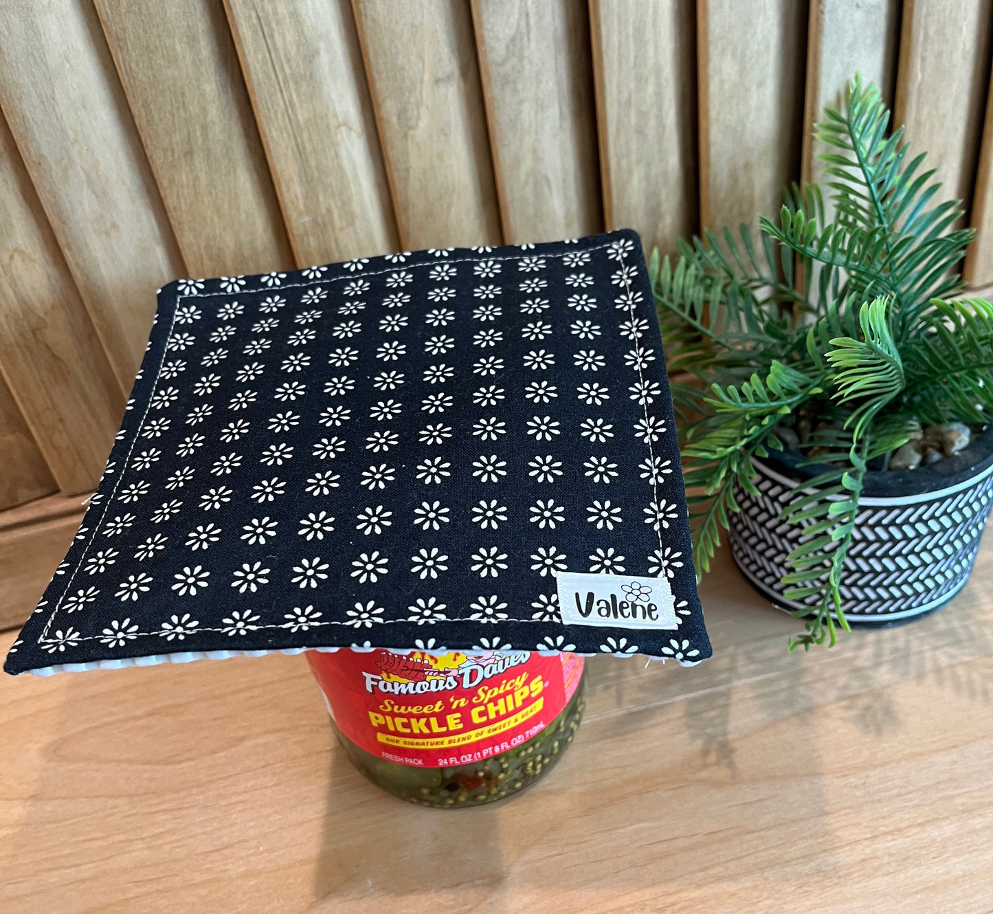 Black with White Flowers Jar Opener - Bold Border Quilts and More