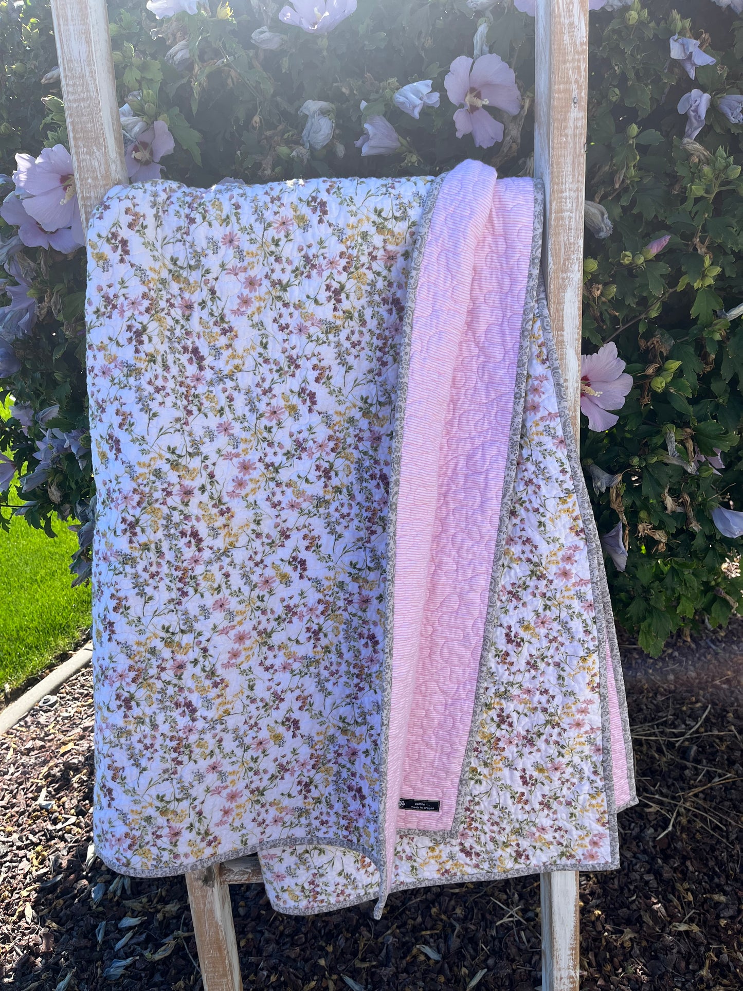 Dainty Flowers with Pink and White Stripe Quilt