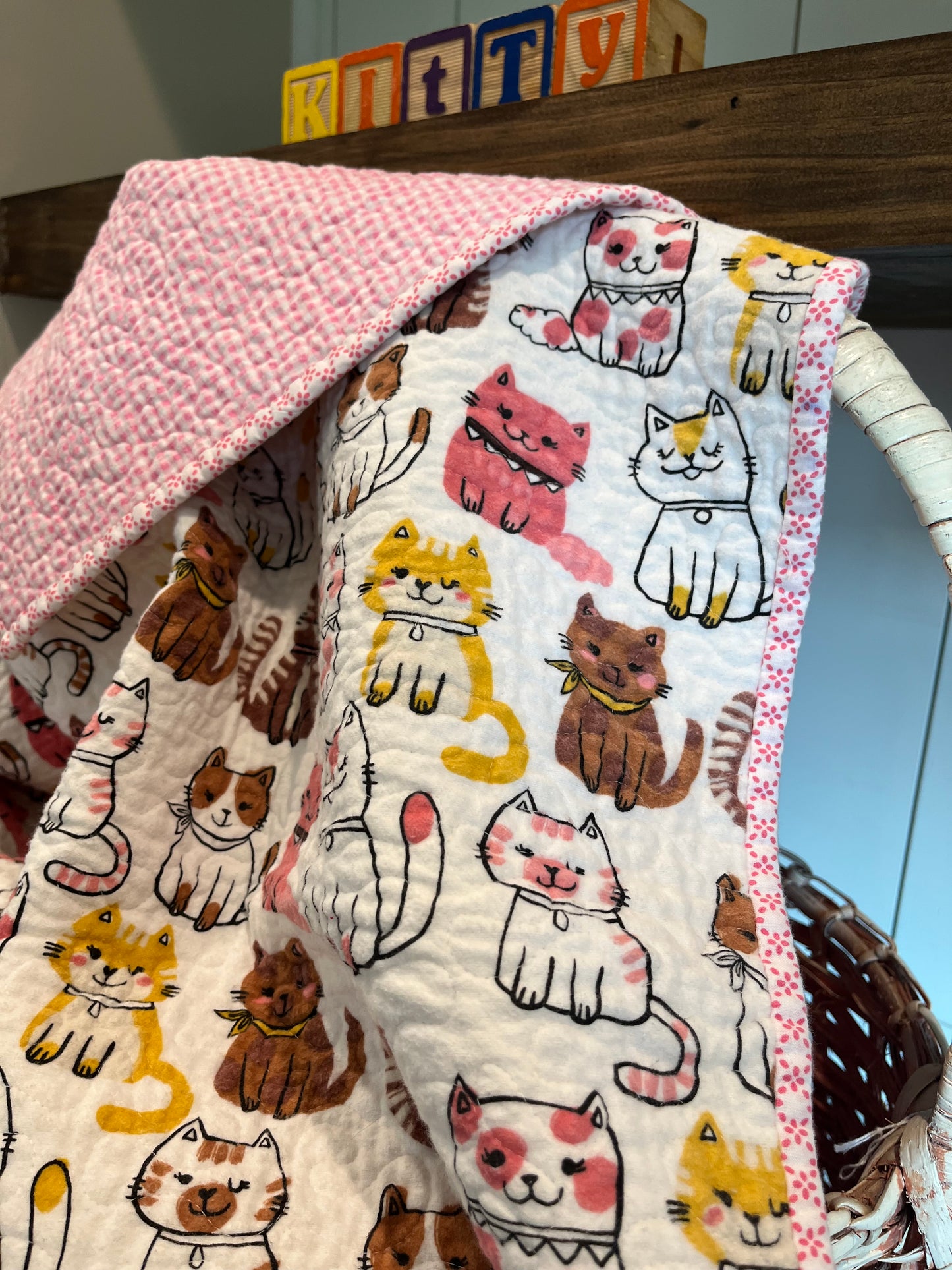 Smile Pretty Little Kitten Girls Quilt