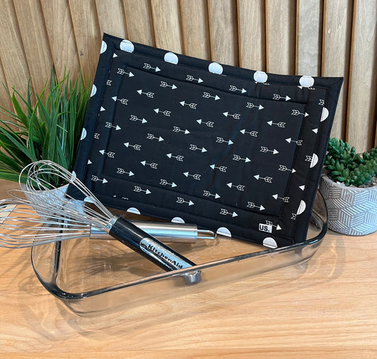 Black & White Arrows with Polka Dot Border Large Hot Pad