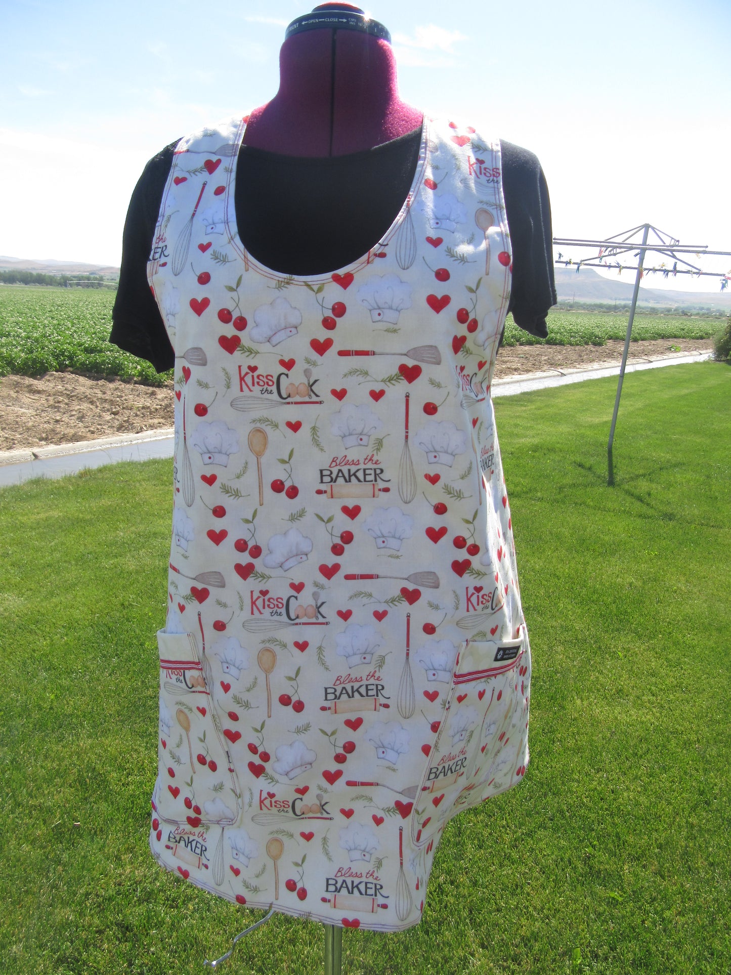 Kiss the Cook Japanese Crossback Style Apron